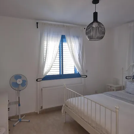 Villa Olive Peyia